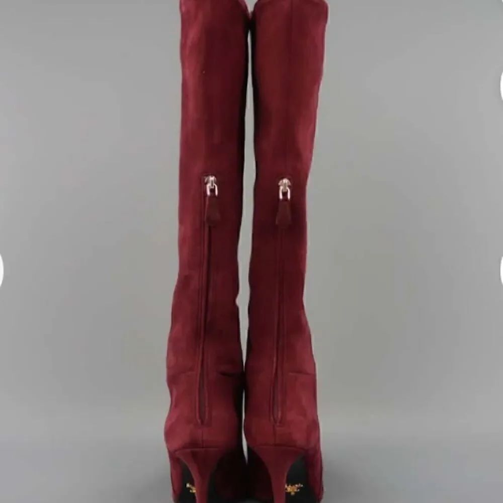❤️SOLD❤️ Prada Burgundy Suede Knee-High Size: 37